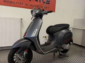 vespa sprint 50
