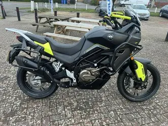 svt 650 650 cc v-twin adventure bike, full luggage