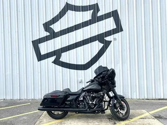 2023 harley-davidson® street glide® st vivid black