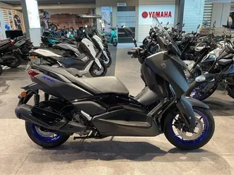yamaha x-max 300