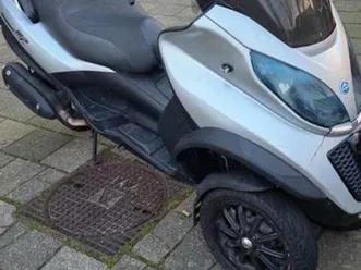 piaggio mp3 250 - scooter met 3 wielen — scooters | piaggio — marktplaats
