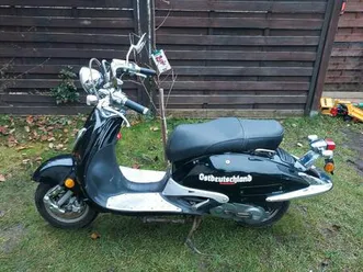 roller moped retrostyle!