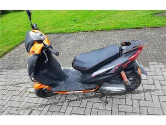 motorroller keeway ry8