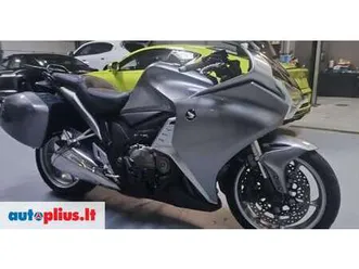 honda vfr (crosstourer / crossrunner) 1200 cc, touring / sport touring