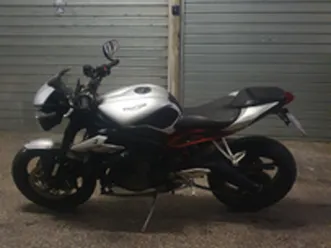 triumph street triple 765 r