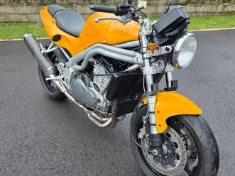triumph 955 daytona / speed triple