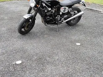 900 triumph café racer