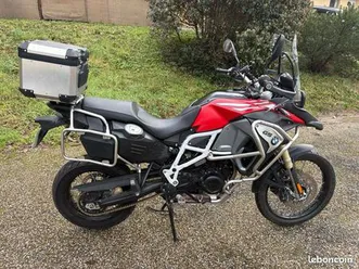 bmw f 800 gs – 2017 – full équipée voyage – très bon état