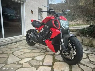ducati diavel v4