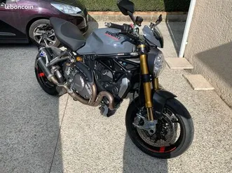 ducati monster 1200s