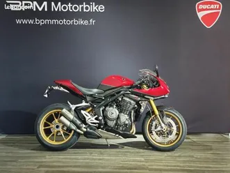triumph speed triple speed triple 1200 rr