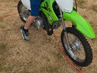 moto 110 klx kawasaki 2025 très bonne état