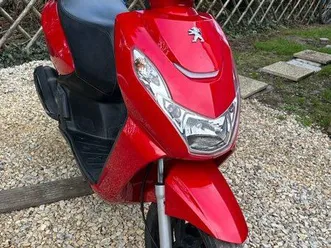 scooter peugeot kisbee