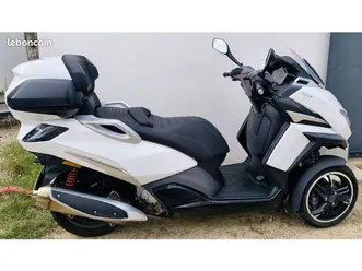 peugeot metropolis 400 sw/2022/faible kilométrage