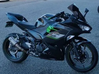 kawasaki ninja 400