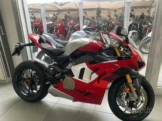 ducati panigale v4 r - 2024