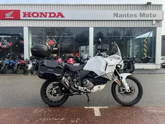 ducati desert x 2023 937 cm3 | moto trail | 8 992 km | blanc | 44700 orvault