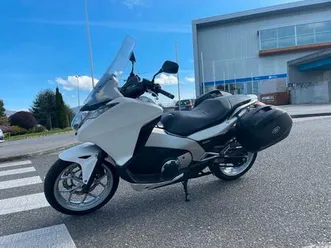 honda - integra nc 700 d