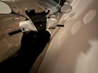 vendita scooter yahama xenter 125 cc