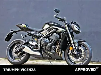 triumph street triple 765 rs nero