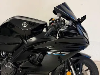 yamaha r7