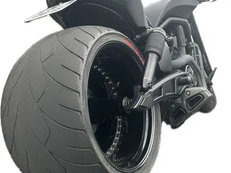 harley night rod pneu 360