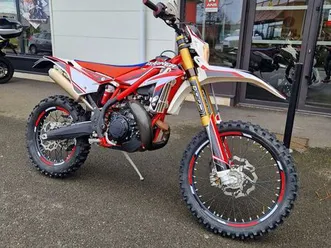 beta 300 xtrainer + fourches préparée + ressort amortisseur arrière