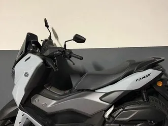 yamaha nmax – comme neuf – 370 km
