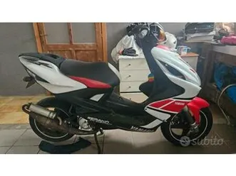 yamaha aerox 50 - 2012