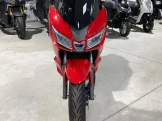 aprilia sxr 50 2026 50 cm3 | scooter | 200 km | rouge | 01250 ceyzeriat