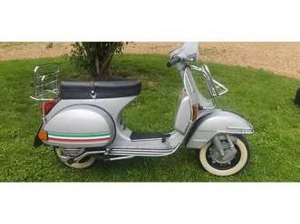 1983 piaggio vespa px125 a vendre