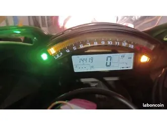 moto kawasaki zx 10r