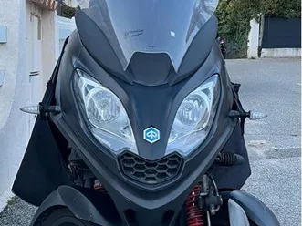piaggio mp3 300 hpe sport
