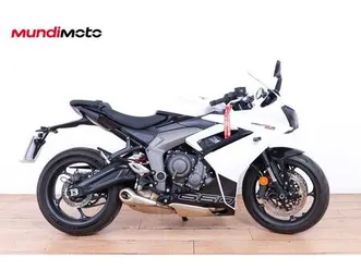 triumph daytona 660 - mundimoto