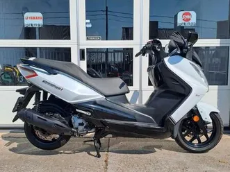 ② sym gts 125i sport