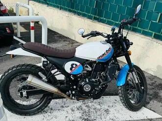 moto 125 scrambler / tracker macbor eight mile 2025
