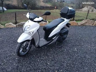 scooter 125 yamaha xenter