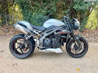 triumph speed triple rs 1050