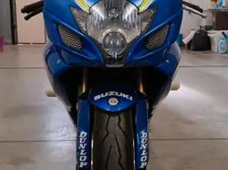 suzuki - gsxr600 k6