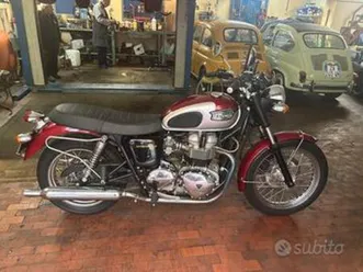 triumph bonneville - 2002