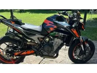 790 duke l (2023 - 24)