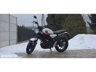yamaha xsr