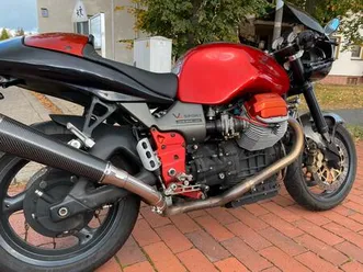 moto guzzi v 11 rosso mandello