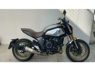 vendo cfmoto 700cl-x heritage (2021 - 26) usata a san benedetto del tronto (codice 9926911) - moto.it