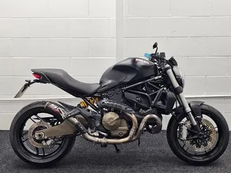 ducati monster 821 dark 821 cc