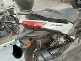 yamaha x-max 300