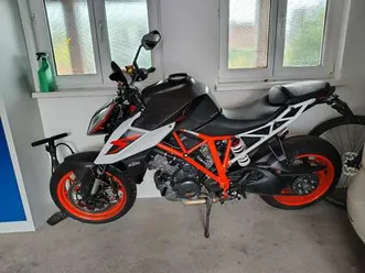 super duke r