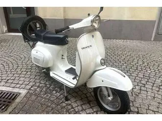 vespa 125 bianco