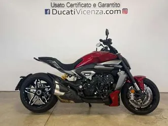 ducati xdiavel v4 burning red my2026 rosso