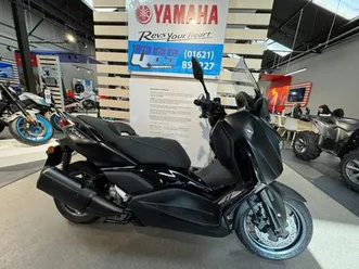 yamaha x-max 300 tech max brand new 3 year warranty
